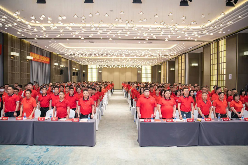 杭州九鼎装饰公司5月员工大会胜利召开！